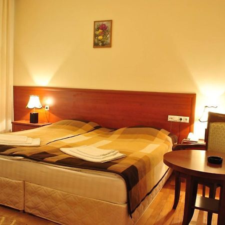 Hotel Arpa Yeghegnadzor Exterior foto