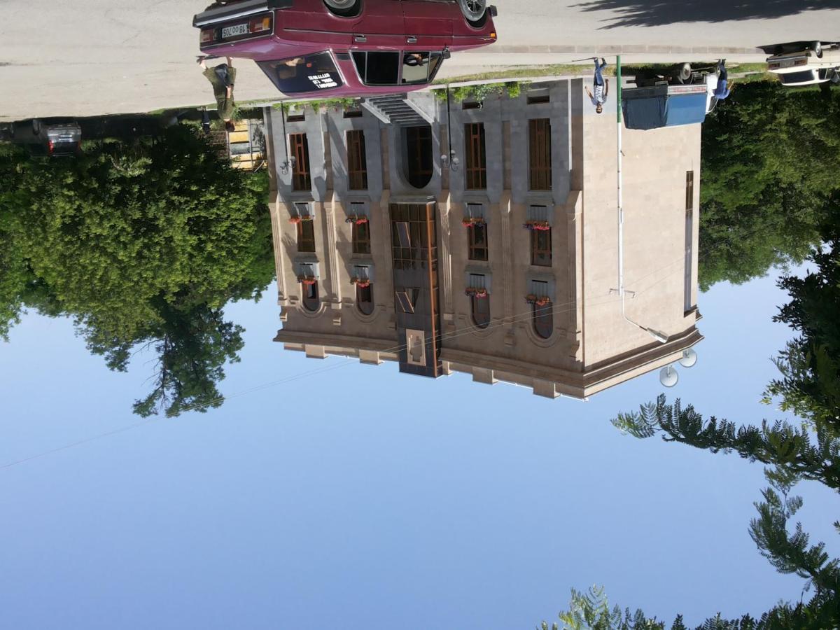 Hotel Arpa Yeghegnadzor Exterior foto