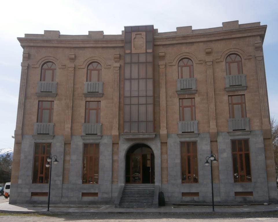 Hotel Arpa Yeghegnadzor Exterior foto