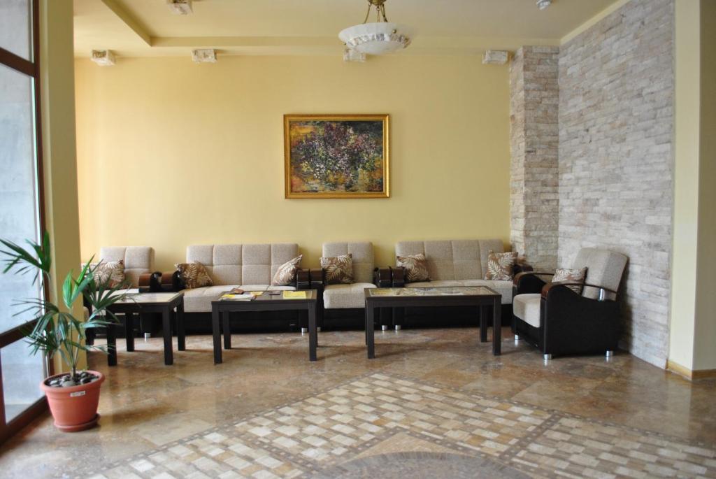Hotel Arpa Yeghegnadzor Exterior foto