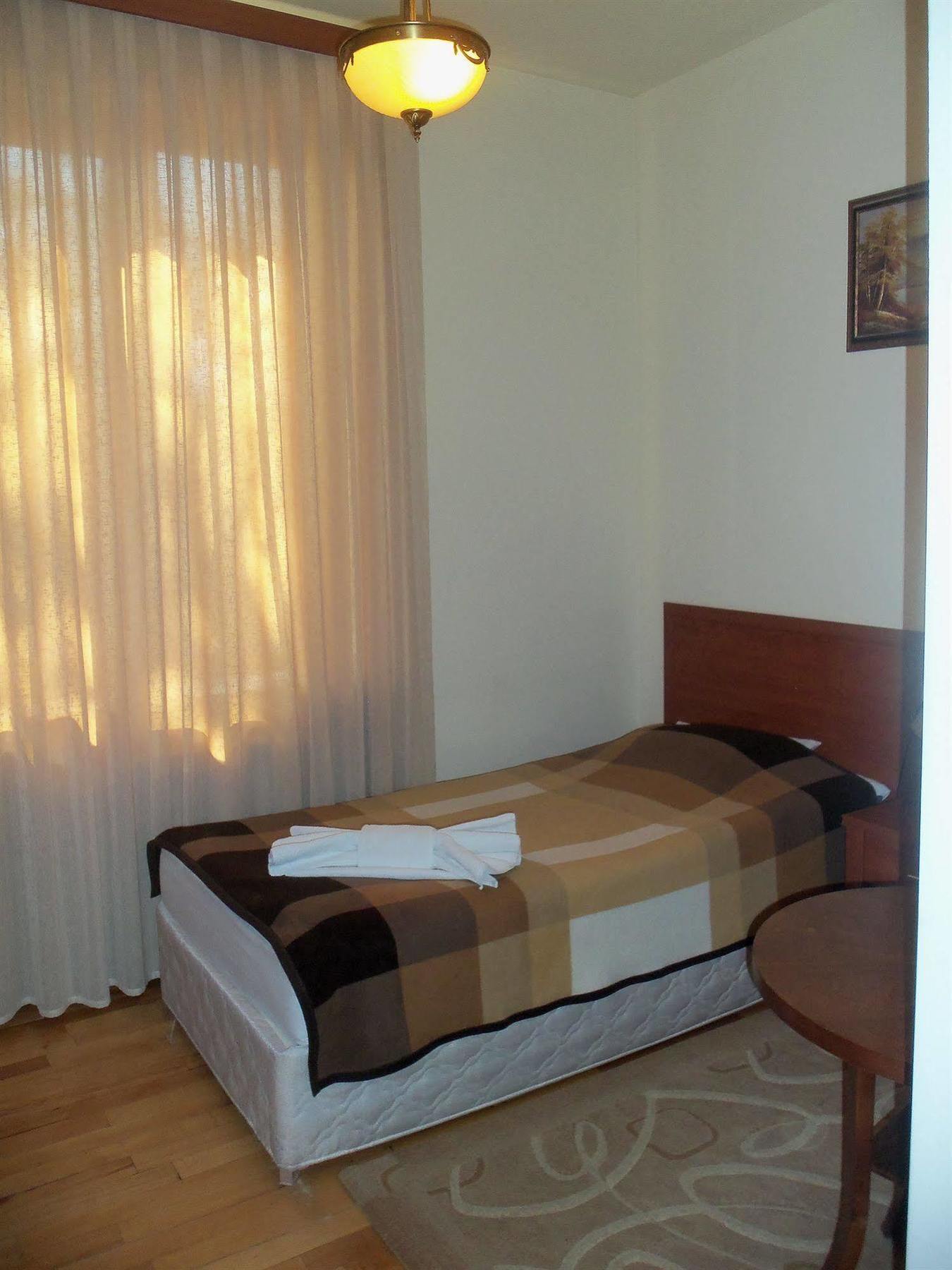 Hotel Arpa Yeghegnadzor Exterior foto